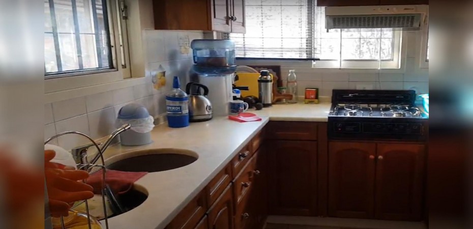 OPORTUNIDAD! ESPECTACULAR CASA 7 AMB, 270 M2 CON PISCINA, POOL HOUSE, JARDIN, QUINCHO ITUZANGO/CASTELAR