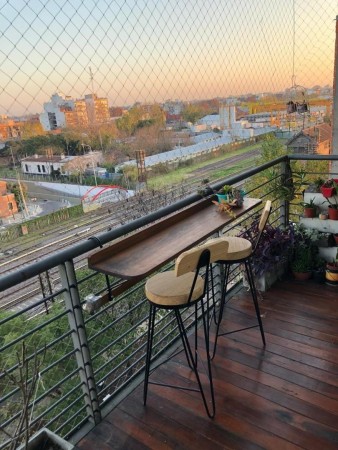 OPORTUNIDAD! CASA EN PH AL FRENTE C/ COCHERA Y JARDIN , HAEDO A 3 CUADRAS DE LA ESTACION