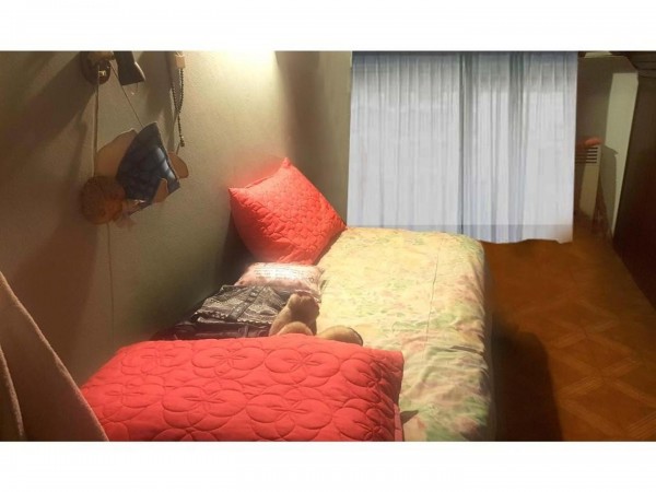 HERMOSO CHALET DE 2 PLANTAS,140 M2, 6 AMB + QUINCHO