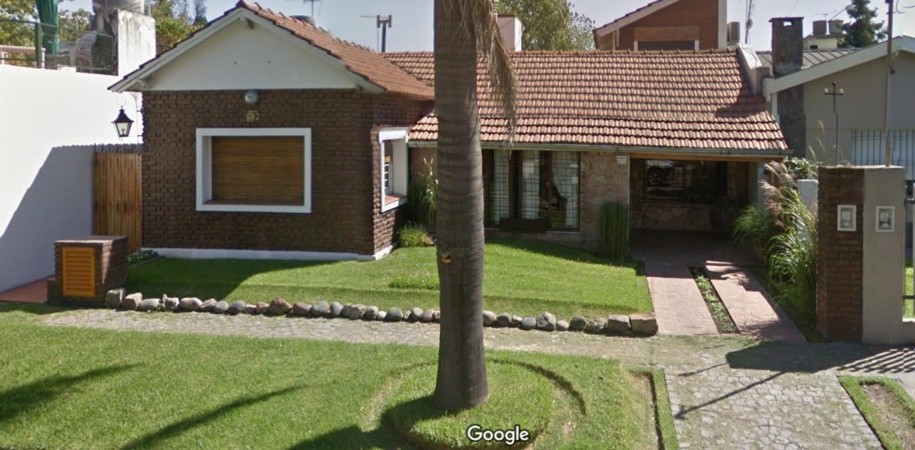 OPORTUNIDAD !! HERMOSO CHALET 5 AMBIENTES EN PADUA SUR, COCHERA DOBLE Y JARDIN