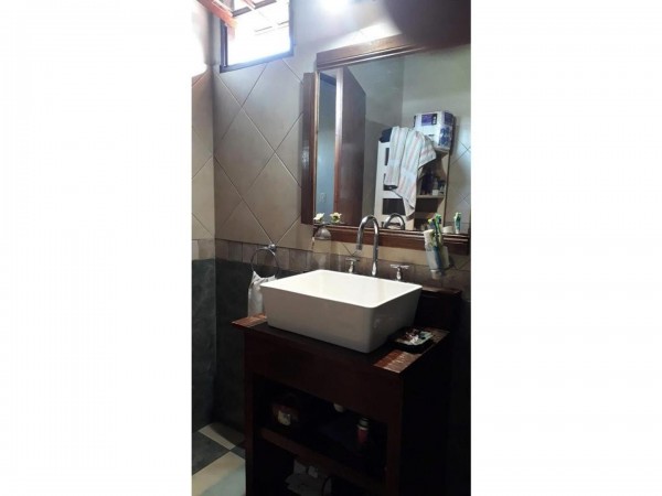 HERMOSO DUPLEX 4 AMB. COCHERA, JARDIN, 120M2, 2 PLANTAS, A 7 CUADRAS ESTACION PADUA