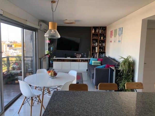 OPORTUNIDAD!!EXCELENTE PISO ATERRAZADO 4 AMBIENTES, SUM Y COCHERA EN PLENO CENTRO COMERCIAL DE HAEDO