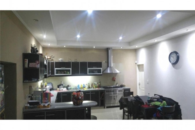 OPORT UNICA!!CASAQUINTA A ESTRENAR 6 AMB.EST.MINIMALISTA, PISCINA QUINCHO+DEPTO A 1 CDRA DE M.FIERRO