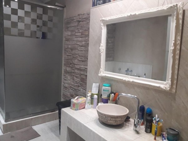 OPORT UNICA!!CASAQUINTA A ESTRENAR 6 AMB.EST.MINIMALISTA, PISCINA QUINCHO+DEPTO A 1 CDRA DE M.FIERRO