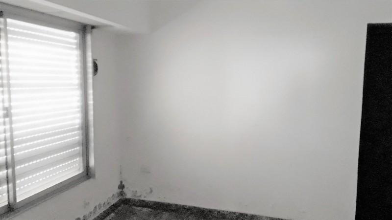 SUPER OPORTUNIDAD 2 FLIAS! CASA 5 AMB,GRAN COCHERA CUB.,PATIO,PARRILLA + DEPTO 2 AMB.ZONA BASE AEREA