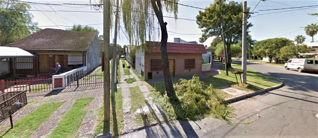 OPORTUNIDAD! HERMOSO PH A NUEVO, 4 AMB,PATIO,PARRILLA,COCHERA X2, FRTE A PLAZA, 1CUADRA JM.PAZ