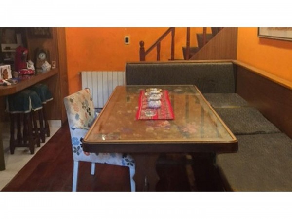 EXC. CASAQUINTA EN P. LELOIR 220M2 CON 1400M2 DE TERRENO,PISCINA DE 14 X 7MTS A 1 CDRA DE M.FIERRO