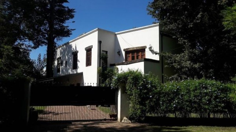 OPORTUNIDAD UNICA! HERMOSA CASA QUINTA EN PARQUE LELOIR - EXCELENTE UBICACION