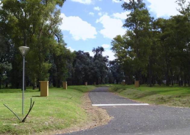 OPORTUNIDAD!!LOTE de 523 mts,EN BARRIO CERRADO "ALVAREZ DEL BOSQUE", FRANCISCO ALVAREZ,FINANCIADO