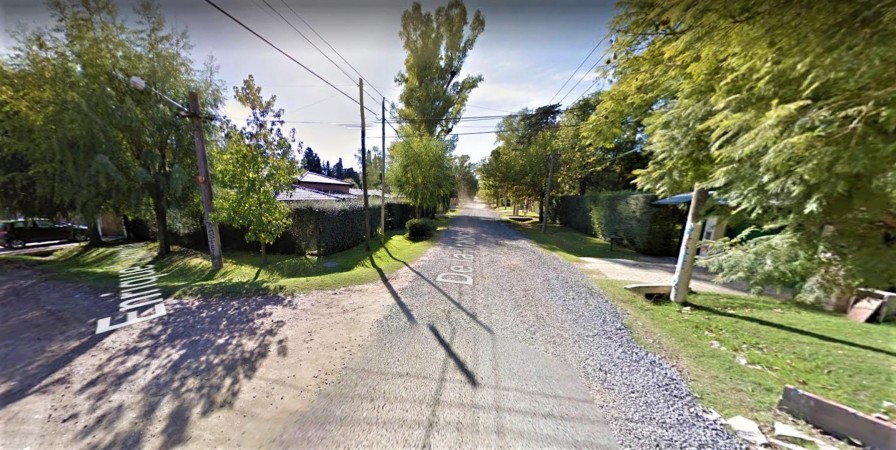 CASAQUINTA C/PISCINA EN PQUE LELOIR A 2 CDS DE M. FIERRO,1100M2 CON 320M2 CUB. ESPECTACULAR OPORTUNIDAD!!