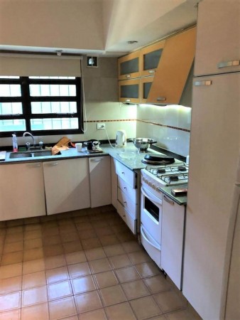 CASAQUINTA C/PISCINA EN PQUE LELOIR A 2 CDS DE M. FIERRO,1100M2 CON 320M2 CUB. ESPECTACULAR OPORTUNIDAD!!