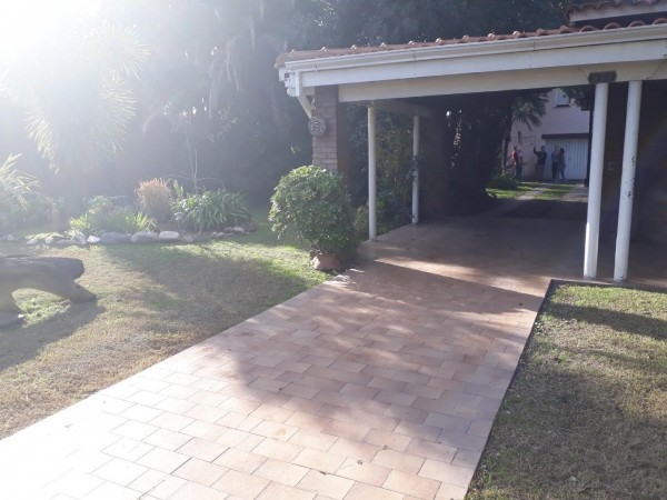 OPORTUNIDAD!! HERMOSA CASA TIPO QUINTA EN PADUA SUR +DEPTO+QUINCHO+OFICINA,SOBRE 2LOTES,24 X 37 MTS
