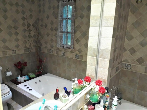 OPORTUNIDAD!! HERMOSA CASA TIPO QUINTA EN PADUA SUR +DEPTO+QUINCHO+OFICINA,SOBRE 2LOTES,24 X 37 MTS