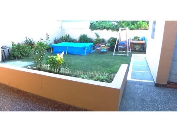  EXCELENTE OPORTUNIDAD EN MERLO NORTE!! CHARLET REMODELADO SOBRE LOTE DE 10X20