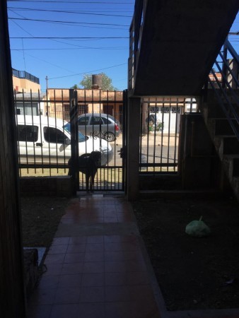 OPORTUNIDAD!! PH DE 4 UNIDADES EN MORON SUR