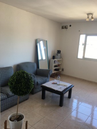 OPORTUNIDAD!! PH DE 4 UNIDADES EN MORON SUR