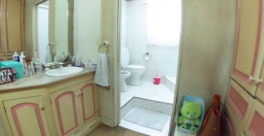 CASAQUINTA BARRIO PQUE LELOIR!! 8 AMB. 2 PTAS, 1600M2, PARQUE Y PISCINA EXCELENTE OPORTUNIDAD EN LA ZONA!!