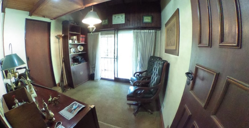 CASAQUINTA BARRIO PQUE LELOIR!! 8 AMB. 2 PTAS, 1600M2, PARQUE Y PISCINA EXCELENTE OPORTUNIDAD EN LA ZONA!!