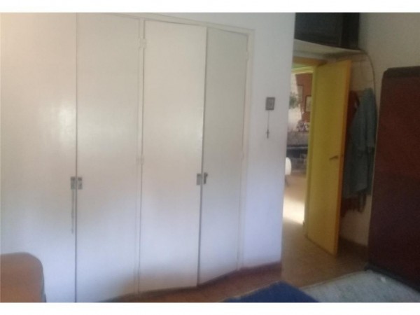 CASAQUINTA SAN ANTONIO DE PADUA C/PISCINA EN PADUA SUR A 10 CDS CENTRO,LOTE 33X62, 6 AMB.200M2