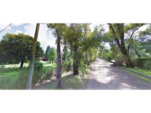 EXCELENTE OPORTUNIDAD!! CASA DE 140M2 SOBRE LOTE DE 1500M2 PARQUIZADO EN EL CORAZON DE PARQUE LELOIR!!