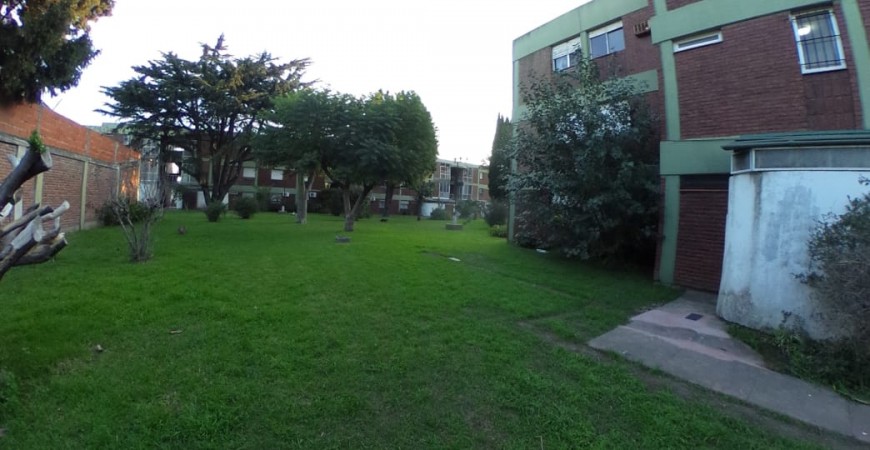 OPORTUNIDAD ÚNICA!! DEPARTAMENTO 3 AMBIENTES EN EXCELENTE COMPLEJO DE SAN JUSTO