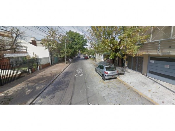 OPORTUNIDAD! CASA 6 AMB. 170M2 PARA REMODELAR EN INMEJORABLE UBICACION!! IDEAL 2 FAMILIAS O INVERSOR