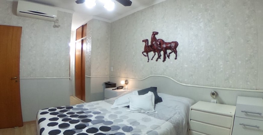  DUPLEX EN DEVOTO DE 2 PLANTAS, 3 A 4 AMB.CON TERRAZA C PARRILLA, PATIO Y COCHERA, 110M2