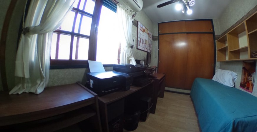  DUPLEX EN DEVOTO DE 2 PLANTAS, 3 A 4 AMB.CON TERRAZA C PARRILLA, PATIO Y COCHERA, 110M2