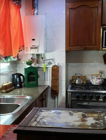 OPORTUNIDAD!! EXCELENTE PH EN VILLA LURO, 4 AMB, QUINCHO, TERRAZA, AL FRENTE!!