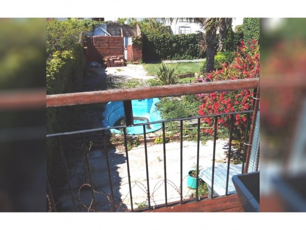 DEPTO EN EL FARO A 1 CUADRA DE LA PLAYA, 2 AMB + ENTREPISO + BALCON "SIN EXPENSAS"