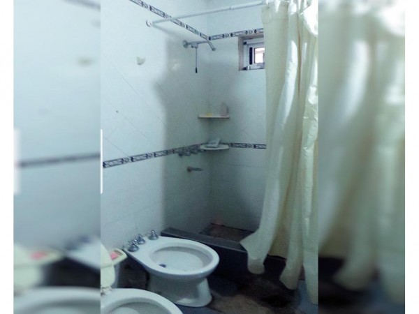 CASA 5 AMB C/PISCINA 140M2 LOTE DE 12x42 A MEDIA CUADRA DE M. FIERRO - PARQUE LELOIR OPORTUNIDAD EN LA ZONA!!