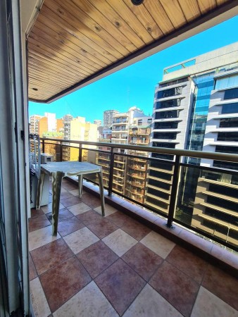 EXCELENTE SEMIPISO 5 AMBIENTES EN BELGRANO CON BALCON Y COCHERA AV. LIBERTADOR AL 5600  Y LA PAMPA