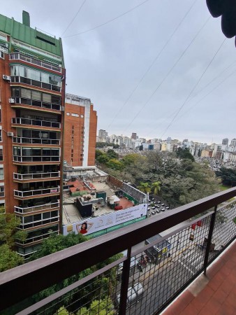 DEPTO RECOLETA  AL FRENTE 4 AMBIENTES, 3 DORMITORIOS, 3 COCHERAS HERMOSO!!