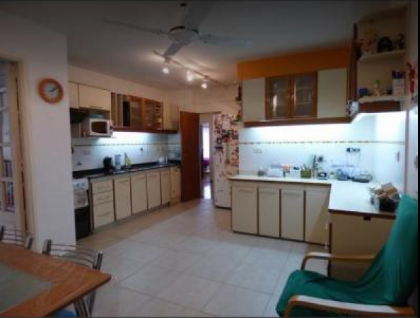 OPORTUNIDAD!! EXC. DEPTO 5 AMBIENTES CON 3 DORMITORIOS Y COCHERA EN BELGRANO