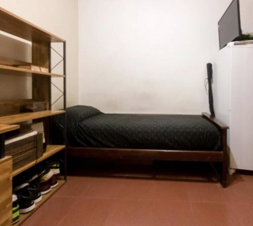 OPORTUNIDAD!! EXCELENTE PH 3 AMBIENTES CON PATIO RECICLADO A NUEVO! EN MONTECASTRO CABA