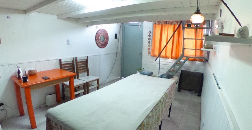  MONOAMBIENTE CON ENTREPISO/ OFICINA,  EN PLENO CENTRO ITUZAINGO A MTS DE LA PLAZA