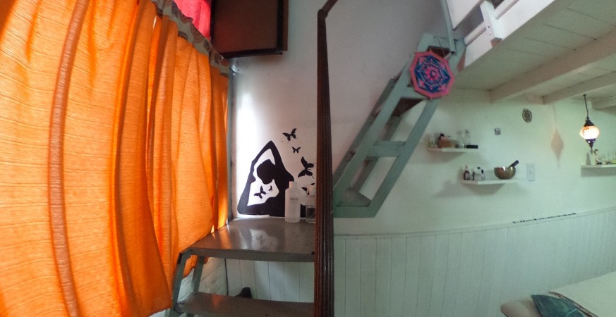  MONOAMBIENTE CON ENTREPISO/ OFICINA,  EN PLENO CENTRO ITUZAINGO A MTS DE LA PLAZA