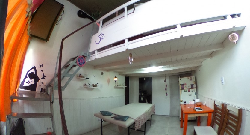  LOCAL  ITUZAINGO CON ENTREPISO PLENO CENTRO A MTS DE LA PLAZA