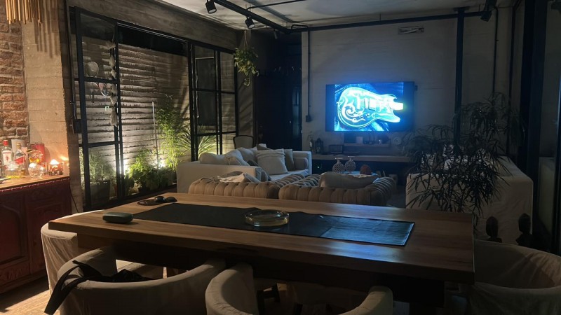 INCREIBLE CASA A ESTRENAR EN PARQUE LELOIR, ESTILO MINIMALISTA, CONCEPTO ABIERTO, PISCINA, PARQUE, 175M2