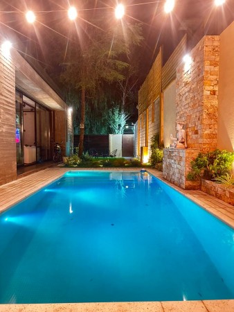 INCREIBLE CASA A ESTRENAR EN PARQUE LELOIR, ESTILO MINIMALISTA, CONCEPTO ABIERTO, PISCINA, PARQUE, 175M2