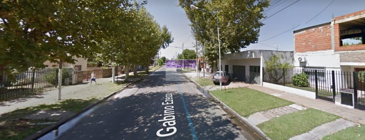 EXCELENTE OPORTUNIDAD!! CASA CON LOCAL+JARDIN SOBRE LOTE DE 400 M2, APTA COMERCIAL Y PROFESIONAL EN LOMA HERMOSA