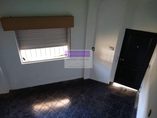 OPORTUNIDAD UNICA!!!DÚPLEX DE 4 AMB CON  POSIBILIDAD DE 5 AMB, EN VILLA DE MAYO MALVINAS ARGENTINAS