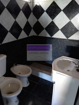 OPORTUNIDAD UNICA!!!DÚPLEX DE 4 AMB CON  POSIBILIDAD DE 5 AMB, EN VILLA DE MAYO MALVINAS ARGENTINAS