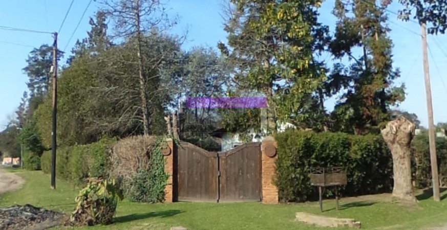 OPORTUNIDAD!!EXC. QUINTA LOTE 1450 M2, 220M2 CONSTR., CASA PPAL, QUINCHO, CASA HUESPEDES, PISCINA, GRAN PARQUE,  PARRILLA, POOL HOUSE, JACUZZI,VESTUARIOS