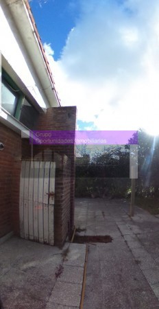 OPORTUNIDAD UNICA EN PARQUE LELOIR SOBRE COLECTORA, CASA 4 AMB. JARDIN, COCHERAS, S/LOTE 11X28, APTO PROFESIONAL/COMERCIAL