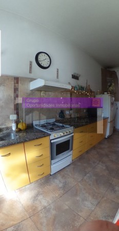 DUPLEX DE 100 M2 CON JARDIN, PISCINA, Y PARRILLA EN MERLO CENTRO RESIDENCIAL