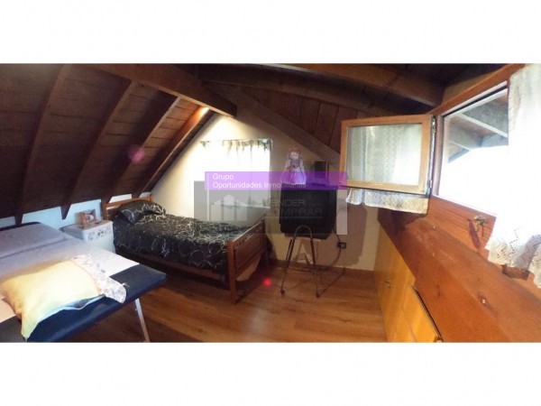 CHALET EN ITUZANGÓ NORTE ZONA CENTRO, LOTE 250M2, 5 AMB, PISCINA, COCHERA ACEPTA PERMUTA