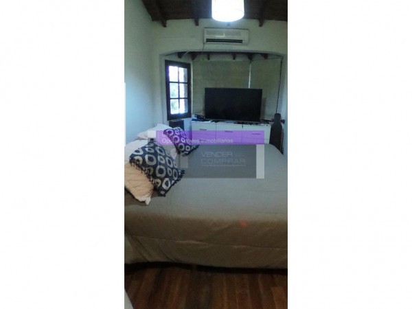 CASA 5 AMB ITUZAINGO NORTE CENTRO - DE ESTILO MODERNO A NUEVO C/PISCINA, COCHERA EXC. OPORTUNIDAD! HERMOSA! VISITA HOY!!