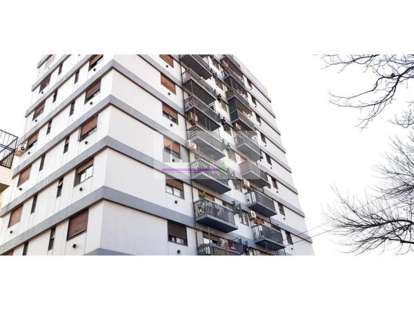 DEPTO 3 AMB VILLA DEL PARQUE  C/COCHERA,RECIEN REMODELADO,  FTE AL PQUE DE AGRONOMIA VISITALO! EXC. OPORTUNIDAD!!