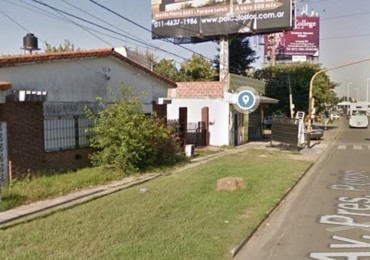  PARQUE LELOIR CASA 4 AMB. SOBRE COLECTORA,  JARDIN, COCHERAS, S/LOTE 11X28, APTO PROFESIONAL/COMERCIAL UNICA OPORTUNIDAD!!!
